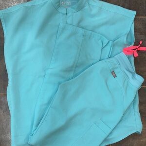 Figs Turquoise Scrub Ensemble